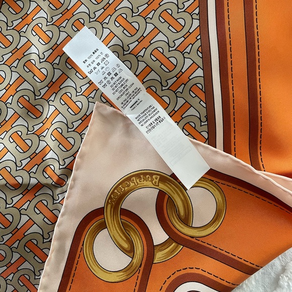 Burberry Print Logo Silk Orange Twill Scarf - Picture 14 of 16